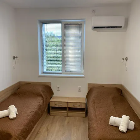 Flora Apartman *