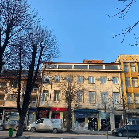 Apartman Flora *
