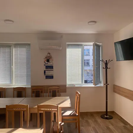 Flora Apartman