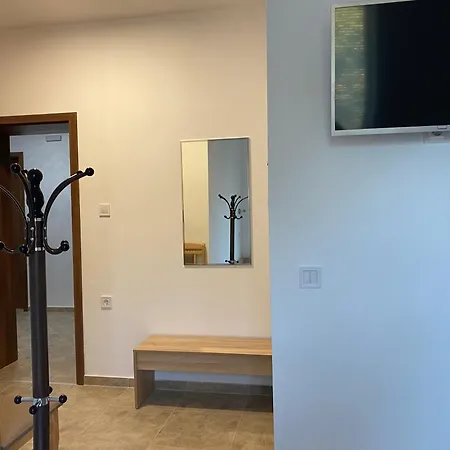 Flora Apartman *