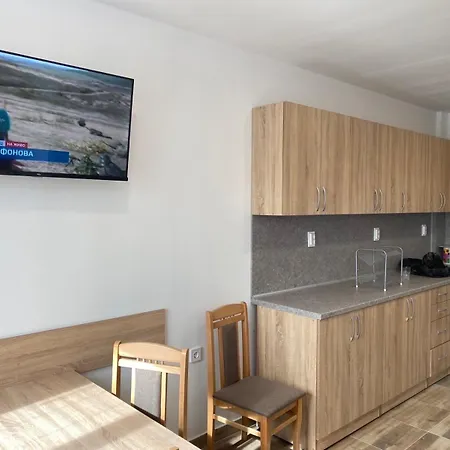 Flora Apartman *