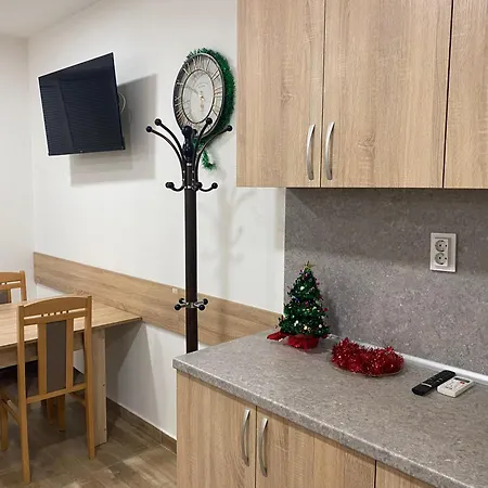 Flora Apartman *